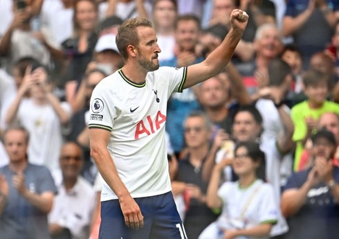 Harri Keyn İngiltərə çempionatlarında yubiley qolunu vurub