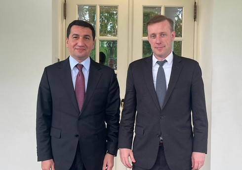 Hikmət Hacıyev ABŞ Prezidentinin müşaviri ilə görüşüb