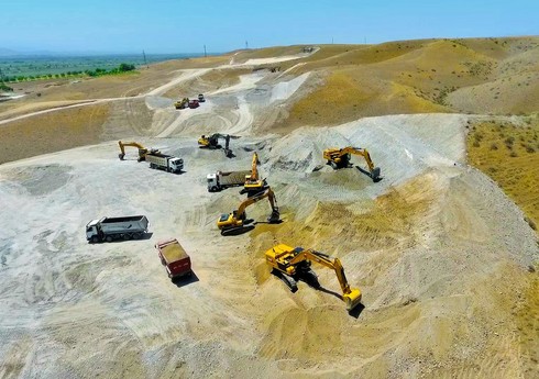 Əhmədbəyli-Ağbənd avtomobil yolunun Zəngilan aeroportuna qədər olan hissəsi bu il başa çatdırılacaq