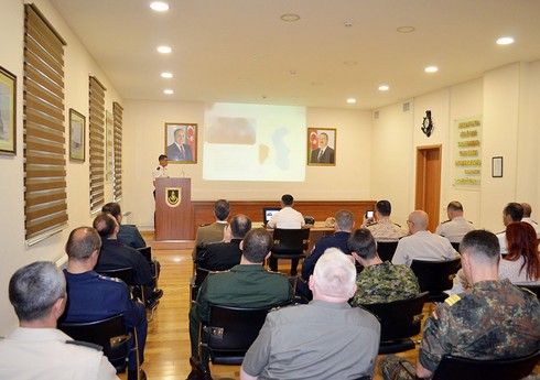 Hərbi attaşelər Hərbi Dəniz Qüvvələrində olublar