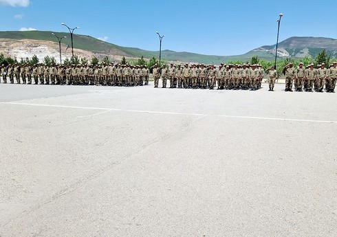 Hərbi vəzifəlilərin təlim toplanışı başa çatıb