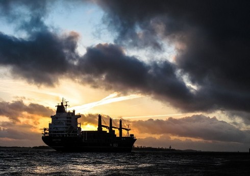 Husilər Qırmızı dənizdə tankerə hücum edib