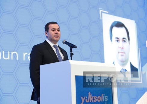 İşçi qrupun rəhbəri: 