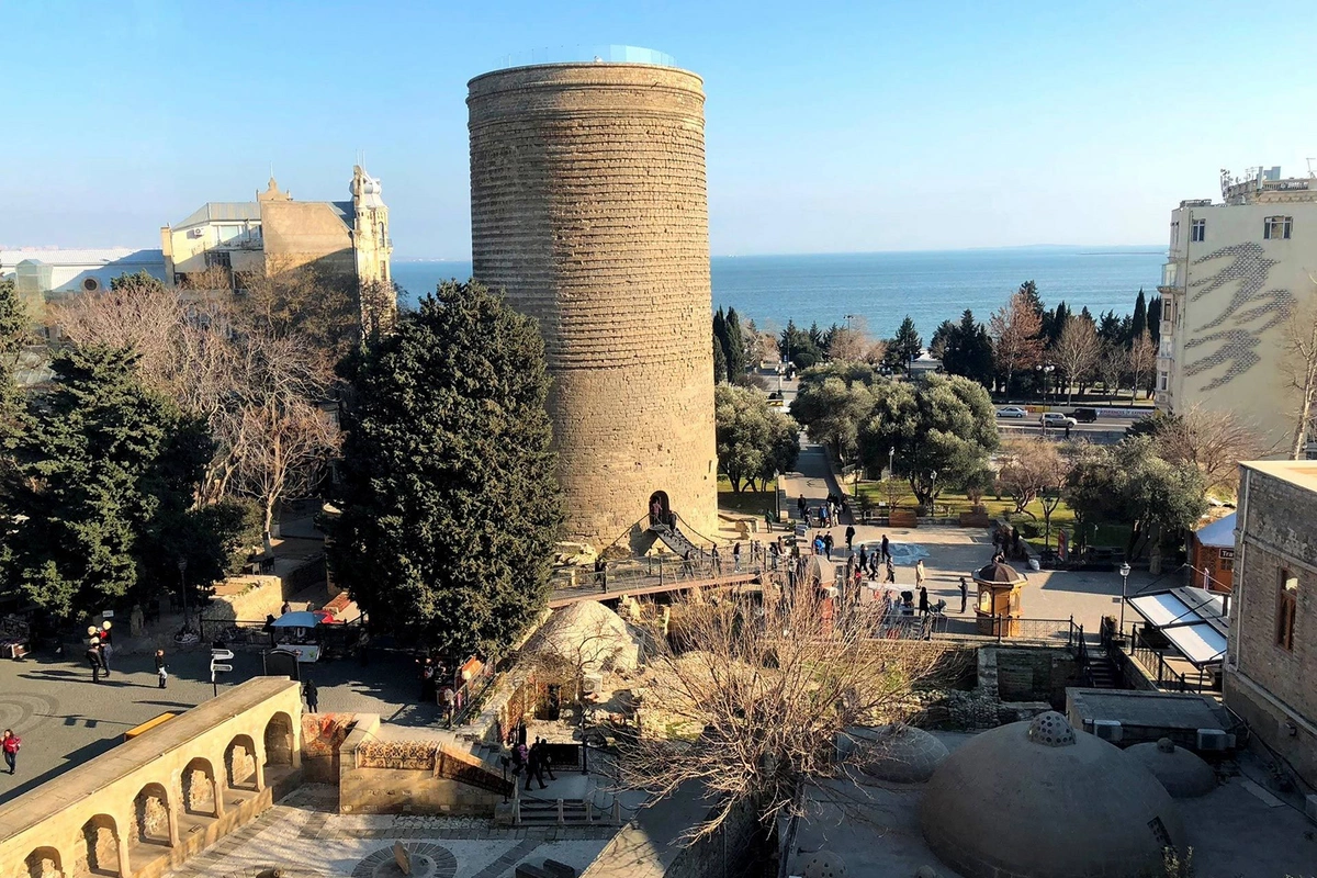 İçərişəhərdə razılaşdırılmamış tikinti-bərpa işlərinin aparılması qadağan olunub