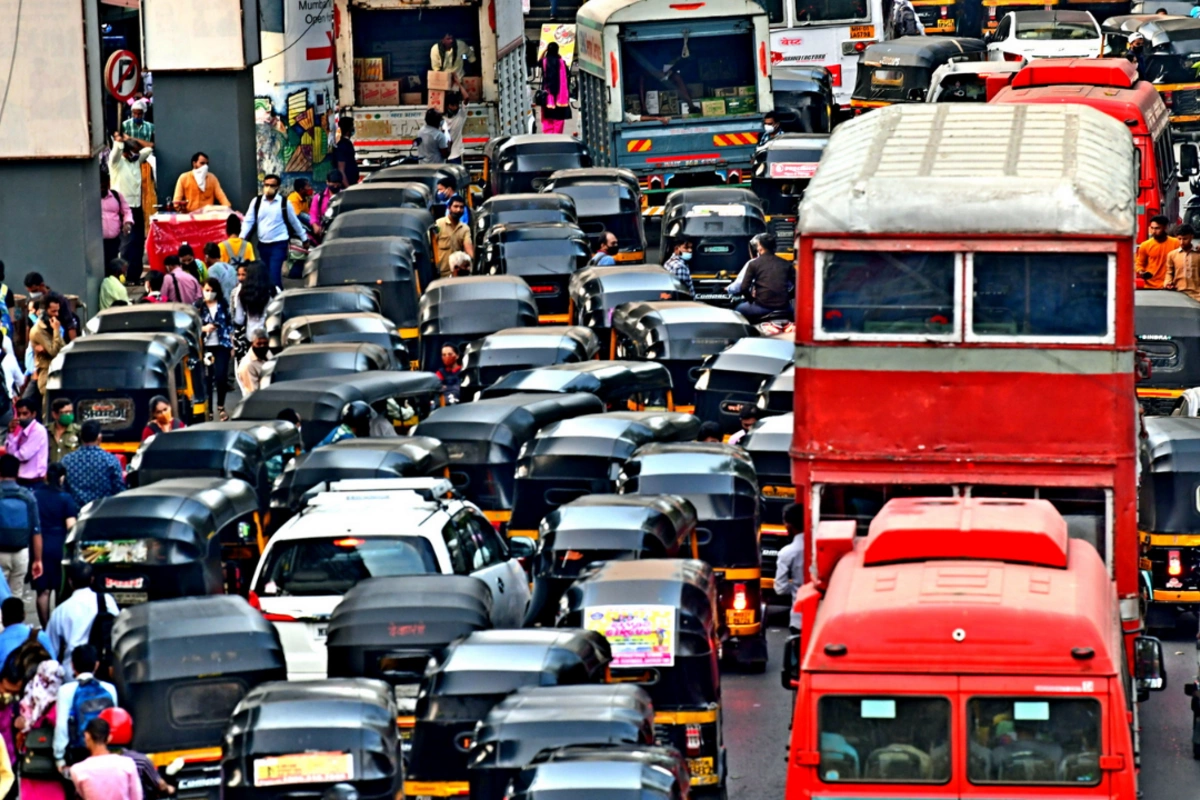 İctimai nəqliyyatı iflic olan ölkələr - SİYAHI