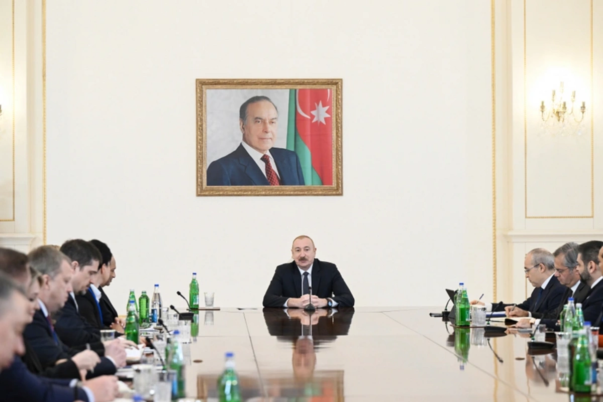 İlham Əliyev: Ermənistan ərazisindən keçəcək və sonra Orta Dəhlizin daha bir davamına çevriləcək yeni dəmir yolu tikilir