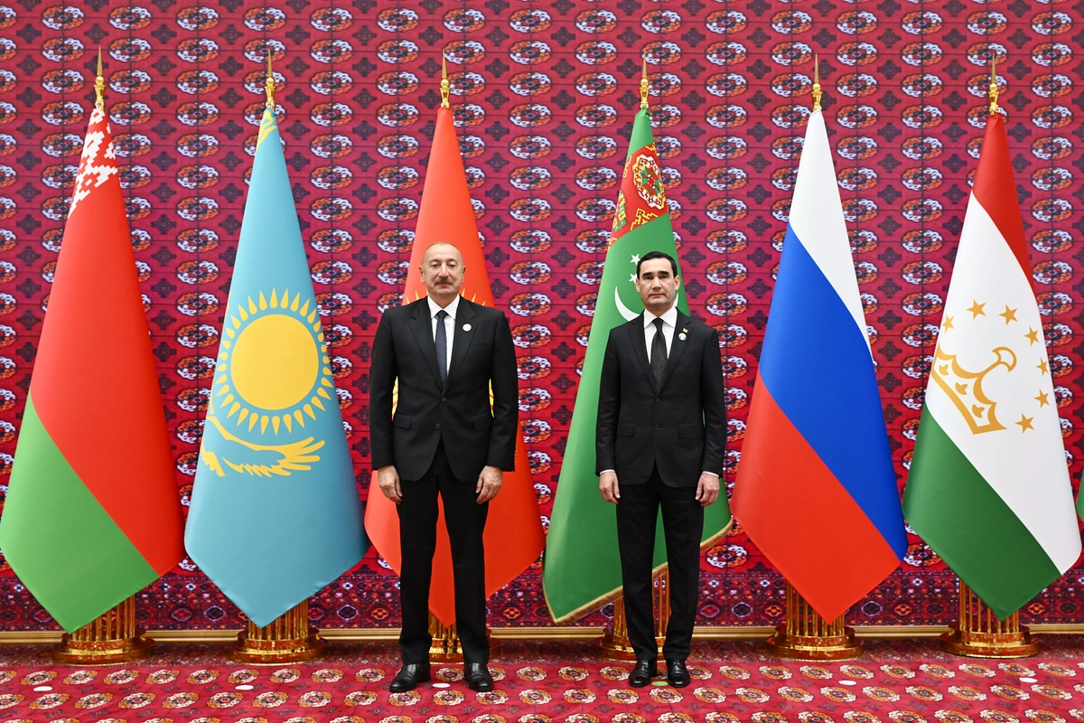 İlham Əliyev MDB Dövlət Başçıları Şurasının iclasında iştirak etmək üçün 