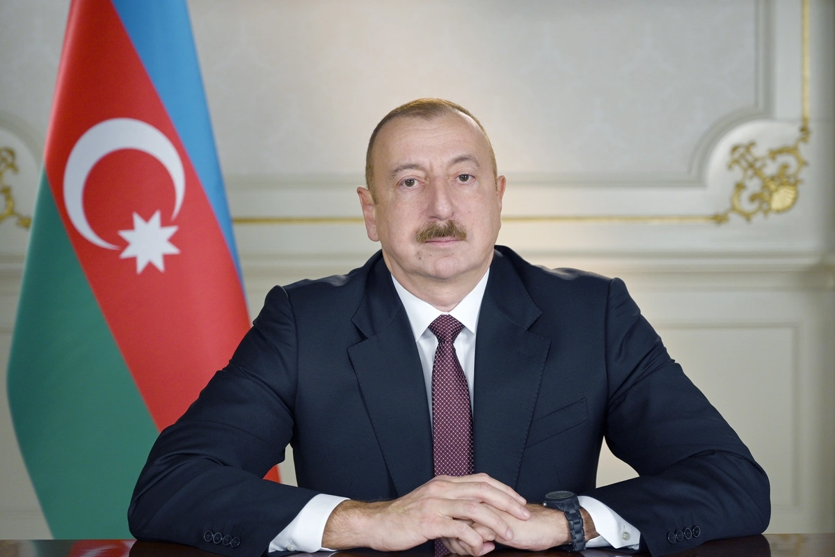 İlham Əliyev Mövlud Çavuşoğluya başsağlığı verib
