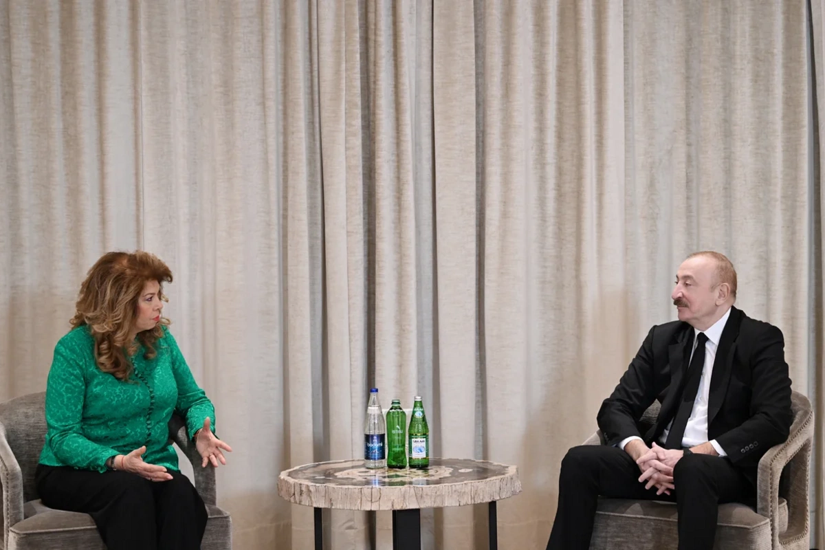 İlham Əliyev Münhendə Bolqarıstan prezidenti ilə görüşüb İlham Əliyev Münhendə Bolqarıstan prezidenti ilə görüşüb