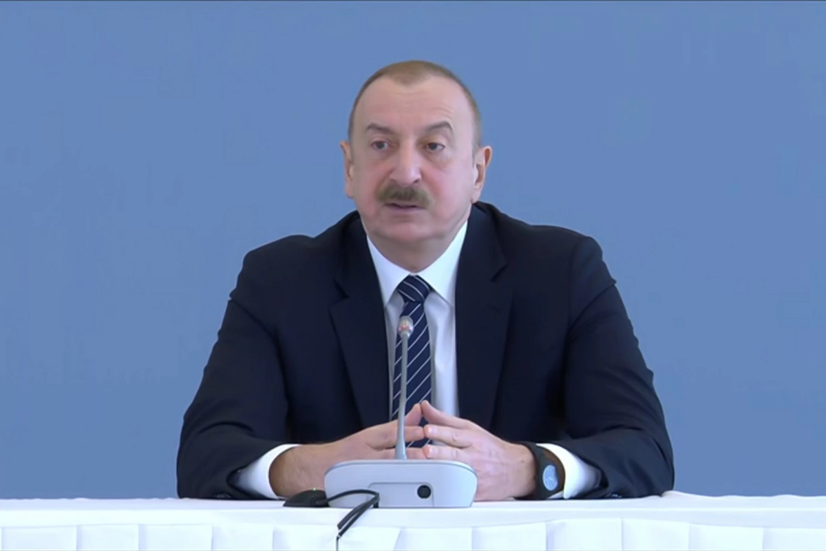 İlham Əliyev: Sülh sazişinə gəldikdə, top ermənilərin tərəfindədir