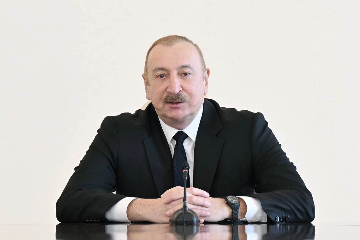 İlham Əliyev: Türk Dünyası Həftəsinin Azərbaycanın TDT sədrliyi dövrünə təsadüf etməsinin xüsusi rəmzi mənası var İlham Əliyev: Türk Dünyası Həftəsinin Azərbaycanın TDT sədrliyi dövrünə təsadüf etməsinin xüsusi rəmzi mənası var