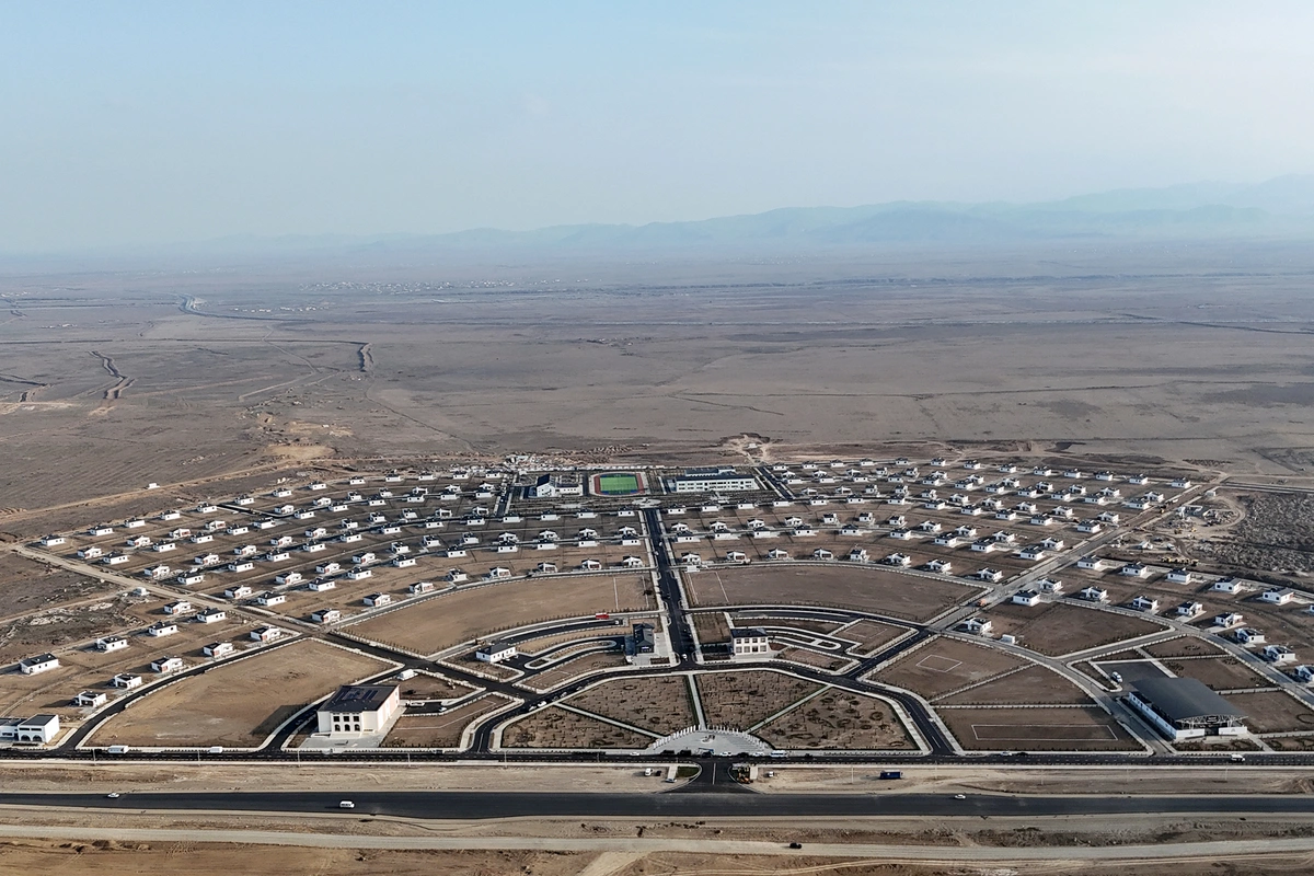 İlham Əliyev və Mehriban Əliyeva Ağdamın Sarıcalı kəndinin birinci mərhələsinin açılışında