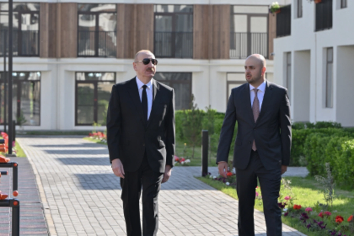 İlham Əliyev Zəngilanda inşa olunmuş ilk yaşayış kompleksinin açılışında iştirak edib