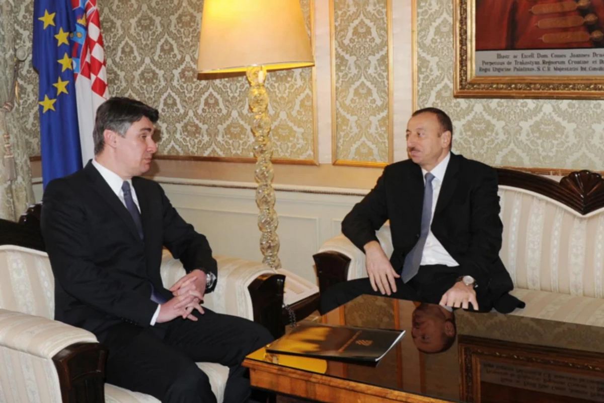 İlham Əliyev Zoran Milanoviçi təbrik edib