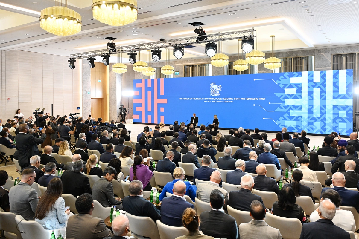 İlham Əliyevin iştirakı ilə IV Şuşa Qlobal Media Forumunun açılış mərasimi keçirilir İlham Əliyevin iştirakı ilə IV Şuşa Qlobal Media Forumunun açılış mərasimi keçirilir