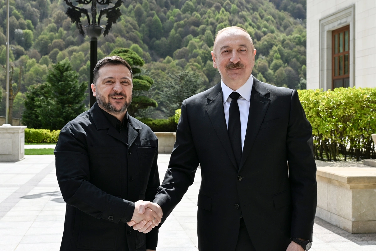 İlham Əliyevin Qəbələdə Volodimir Zelenski ilə görüşü olub