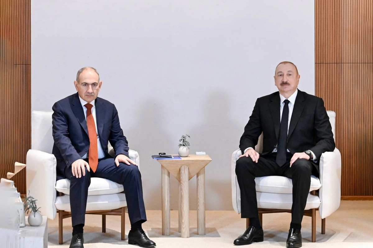 İlham Əliyevlə Nikol Paşinyan sabitliyin möhkəmləndirilməsi üçün hazır olduqlarını təsdiqləyiblər