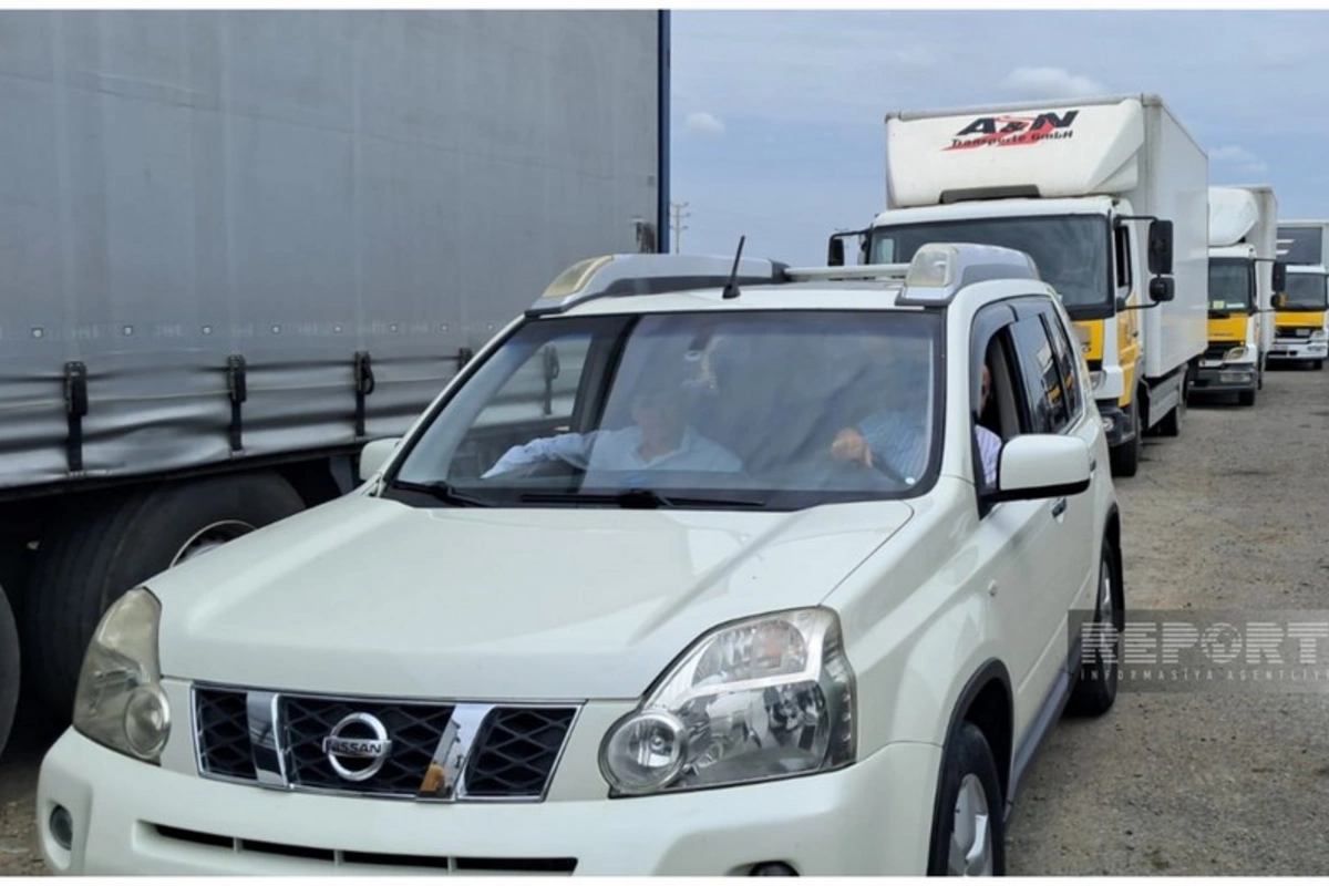 İlk köç karvanı Kolatağ kəndinə çatıb, açarlar təqdim edilib