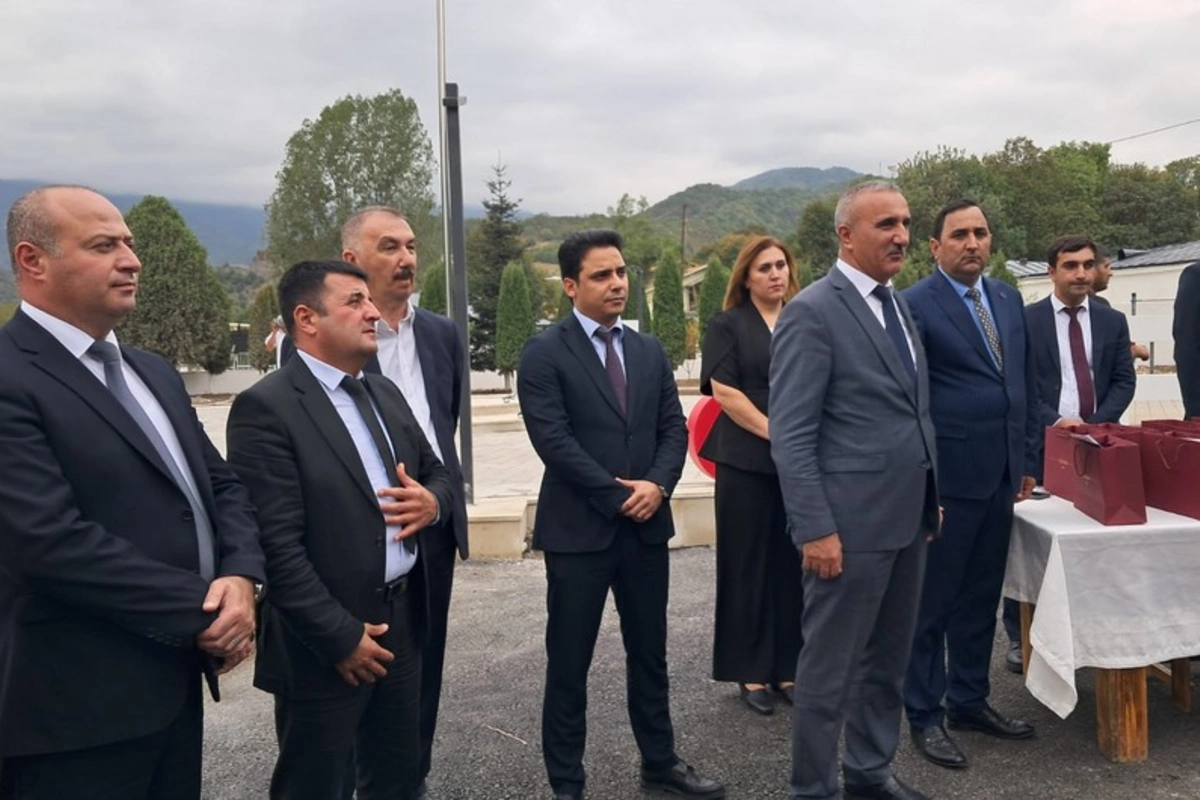 İlk köç karvanı Vəngli kəndinə çatıb, açarlar təqdim edilib