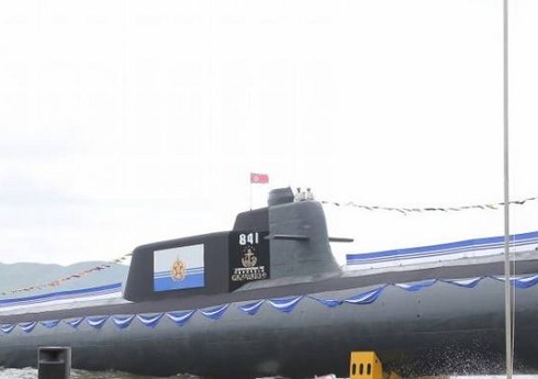 Şimali Koreya atom sualtı qayığı inşa edir