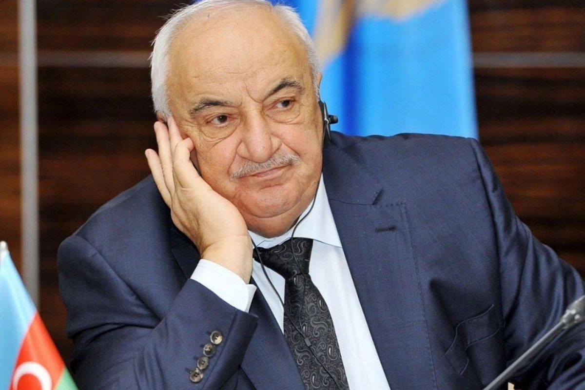 İnsult keçirən Abid Şərifov: 