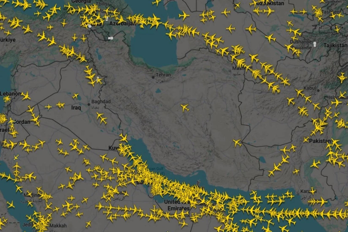 İran hava məkanını açıb