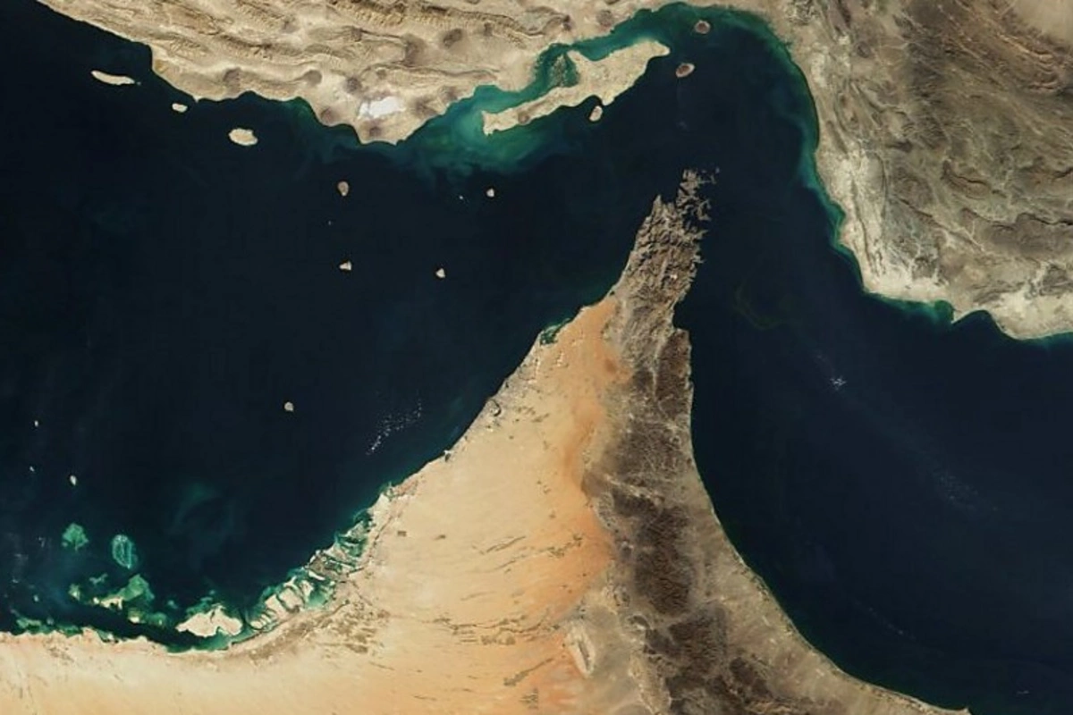 İran Hörmüz boğazını bağlamağı düşünür