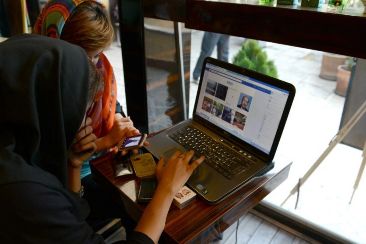 İranda 500 saatdan çoxdur internet tam kəsilib