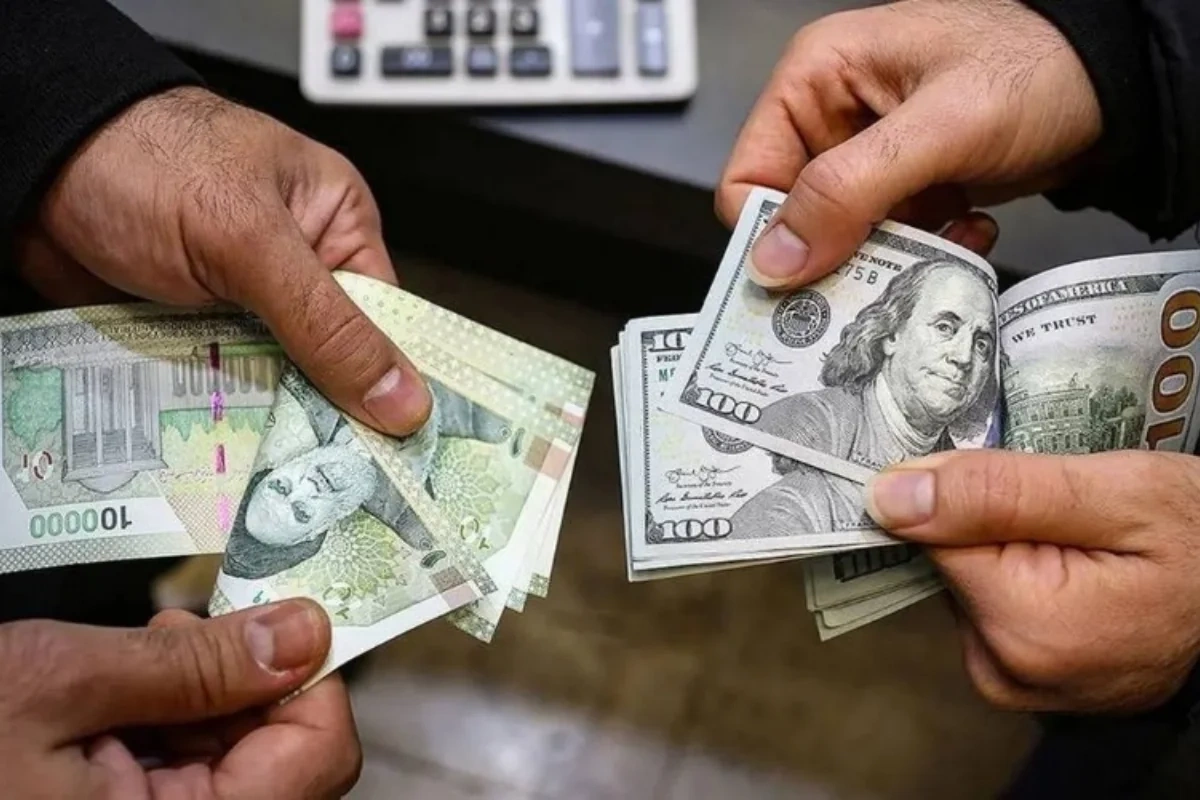 İranda dolların məzənnəsi yeni tarixi rekord qırdı
