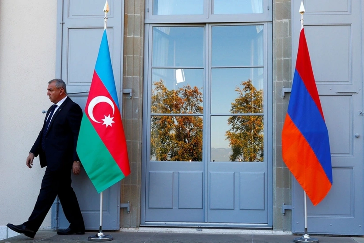 İrəvanda Ermənistan və Azərbaycan nümayəndələri arasında dəyirmi masa keçirilib