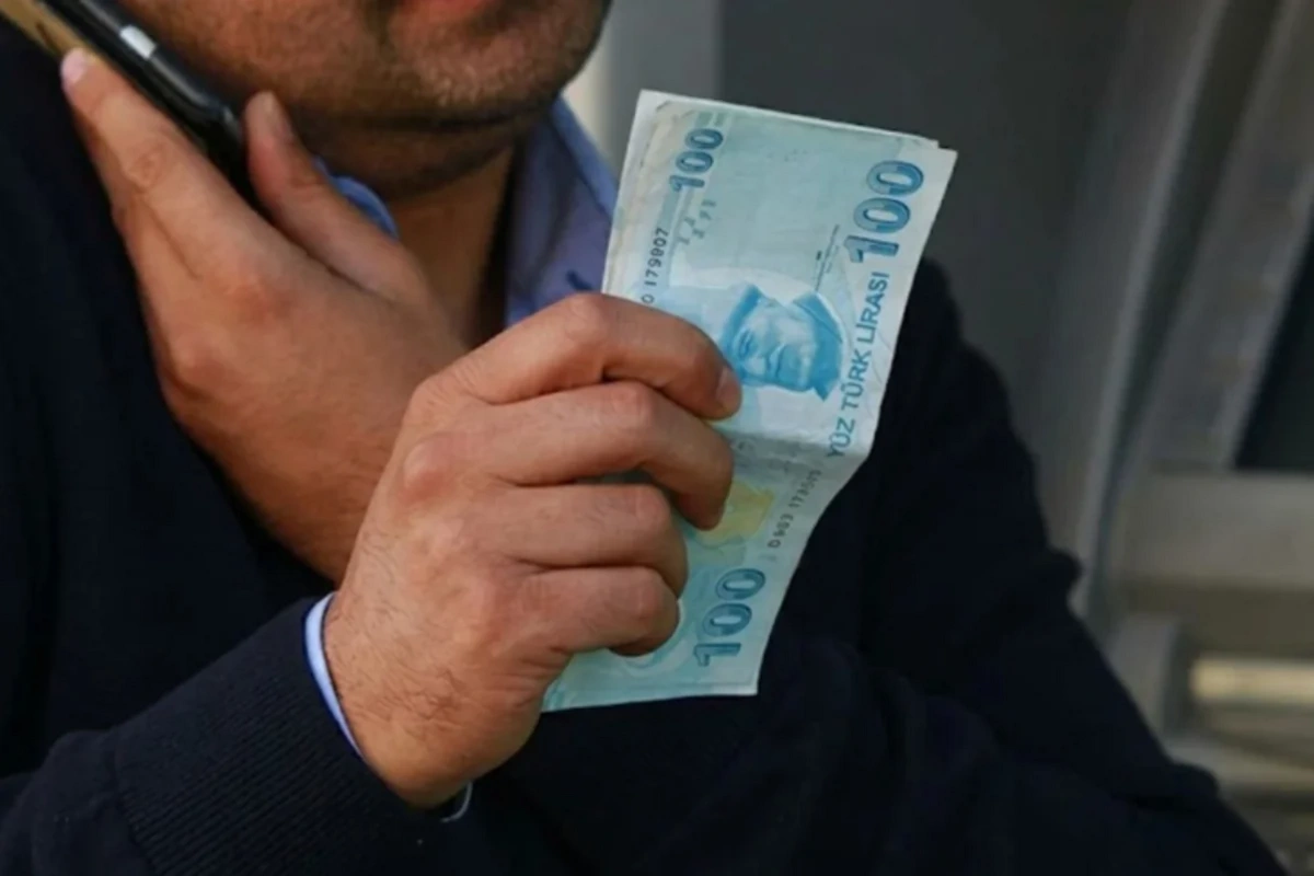 İstanbulda Azərbaycan vətəndaşına qarşı dələduzluq: Cinayət şəbəkəsi çökdürüldü İstanbulda Azərbaycan vətəndaşına qarşı dələduzluq: Cinayət şəbəkəsi çökdürüldü