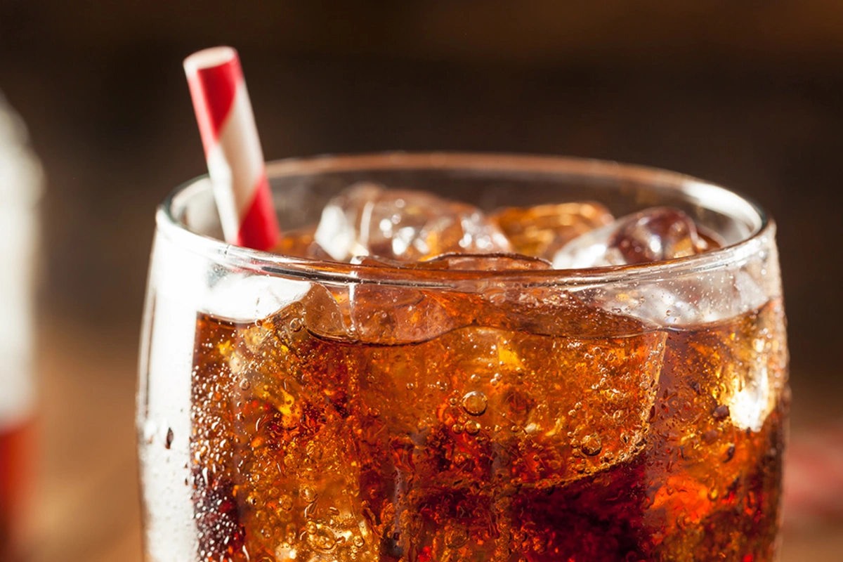 İsti havada içilən ən təhlükəli içkilər - Həkim açıqladı