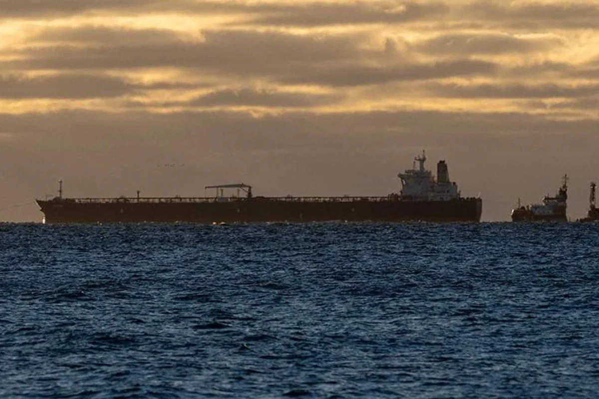 İsveç Rusiyadan gələn gəmini saxladı