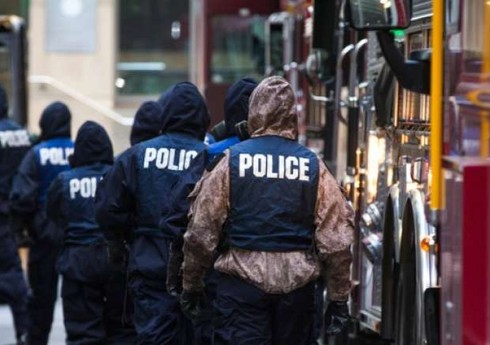 Kanadada ticarət mərkəzində atışma olub, ölən və yaralanan var