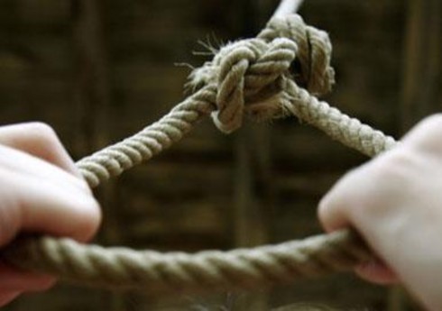 Şəki sakini intihar edib