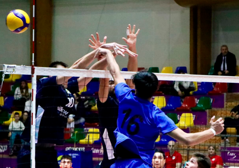 Kişi voleybolçular arasında Azərbaycan çempionatında ilin ilk oyunları keçirilib