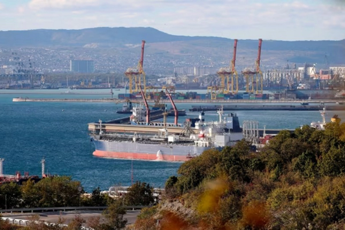 KİV: Tramp Rusiyanın kölgə donanmasına qarşı sanksiyalar hazırlayır