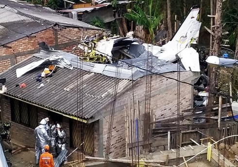 Kolumbiyada təyyarə qəzaya uğrayıb, 8 nəfər ölüb