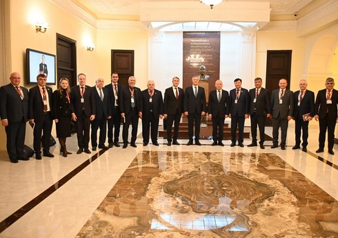 Konstitusiya Məhkəməsinin sədri beynəlxalq müşahidəçiləri seçki prosesi ilə bağlı məlumatlandırıb
