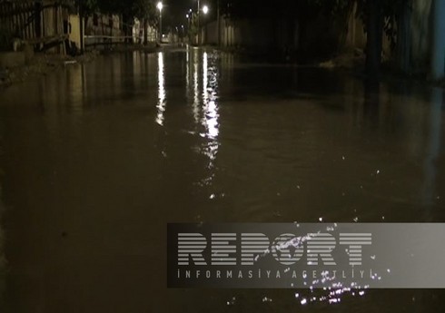 Kürdəmirdə yağan leysan bəzi fəsadlar törədib