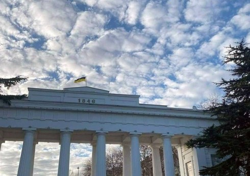 Krımın Sevastapol şəhərində Ukrayna bayrağı ucaldılıb Krımın Sevastapol şəhərində Ukrayna bayrağı ucaldılıb