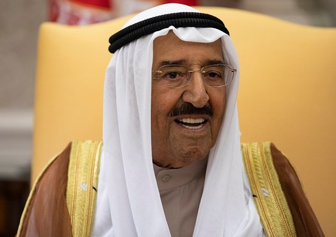 Küveyt əmiri hökumətin istefasını qəbul edib