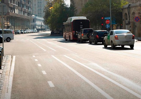 Kövkəb Səfərəliyeva küçəsində mikromobillik zolaqlarının təşkilinə başlanılıb