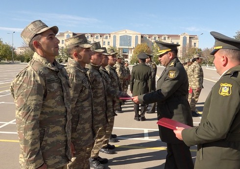 Əlahiddə Ümumqoşun Orduda növbəti buraxılış mərasimi keçirilib Əlahiddə Ümumqoşun Orduda növbəti buraxılış mərasimi keçirilib