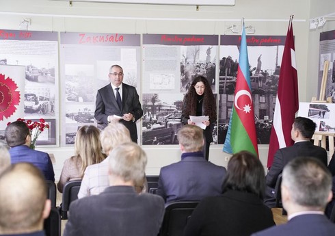 Latviyada 20 Yanvar faciəsi anılıb Latviyada 20 Yanvar faciəsi anılıb