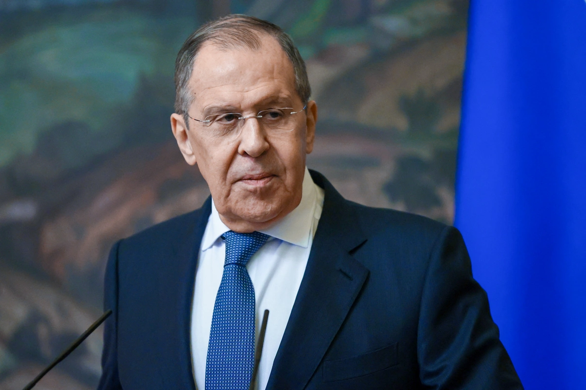 Lavrov AQEM sammitində iştirak etmək üçün Bakıya gəlib