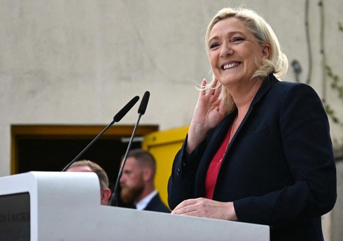 Le Pen Fransa hökumətini dəstəkdən məhrum etməklə hədələyib