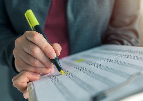 “Legion Financial” ASC-nin səhmləri listinqə daxil edilib