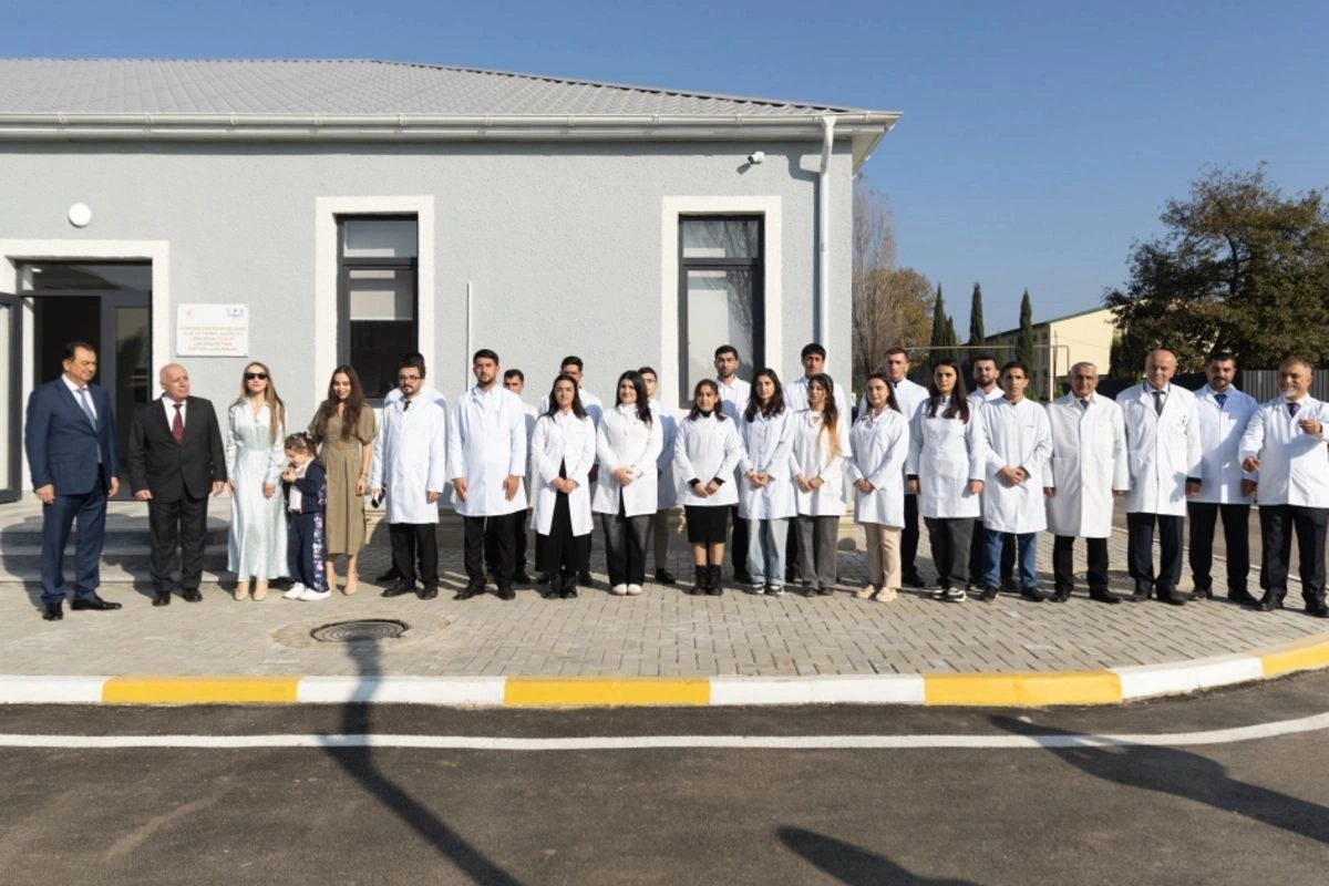 Leyla Əliyeva və Alena Əliyeva LDU-nun nəzdində yaradılmış Baytarlıq Klinikası ilə tanış olublar