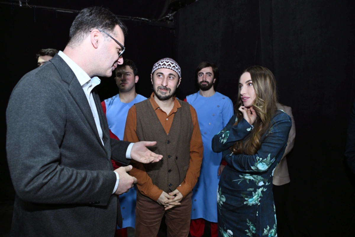 Leyla Əliyeva və Alena Əliyeva Leyla Əliyeva və Alena Əliyeva
